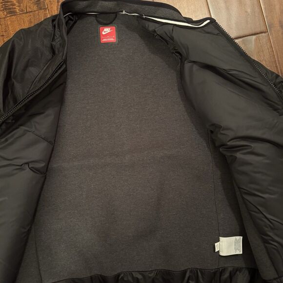 Nike Sportswear Tech Men's Therma-FIT Insulated Jacket - Picture 14 of 15